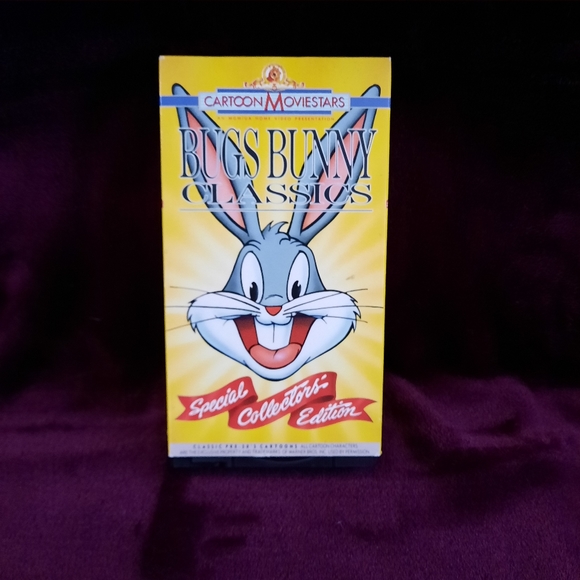 Looney Tunes VHS Tapes - Picture 4 of 7